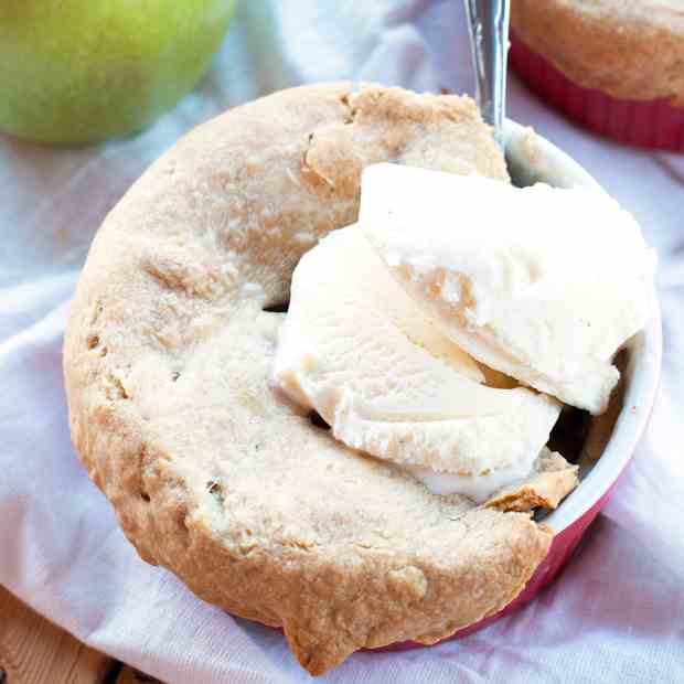 Easy Individual Bourbon Apple Pies