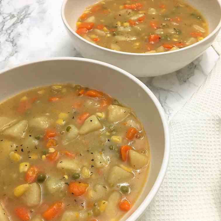 Slow Cooker Vegetable Pot Pie Stew