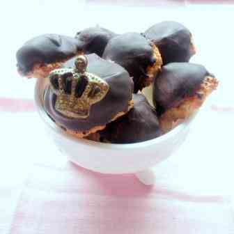 Chocolate Buttercream Macaroons