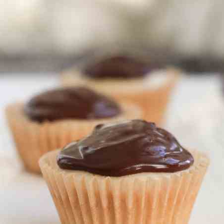 Rum-Kissed Boston Cream Cupcakes Vegan