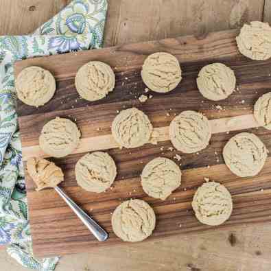 Chewy Peanut Butter Cookies