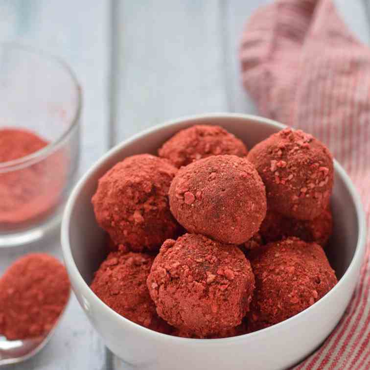 Three Ingredient Paleo Chocolate Truffles