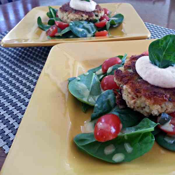 SALMON PATTIES WITH SPICY REMOULADE 
