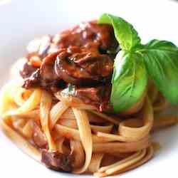 Mushroom Ragoût with Fettuccine Rigate