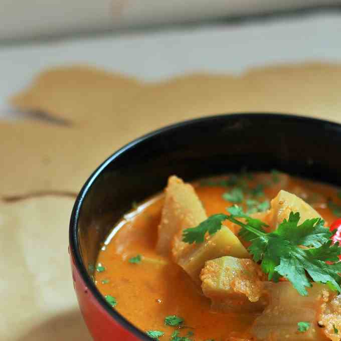 Bottle Gourd Curry
