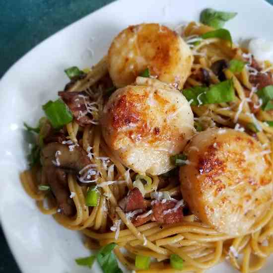 Dijon Scallops