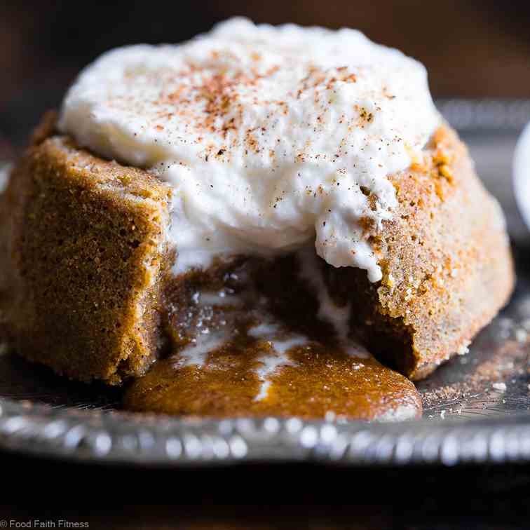 Paleo Pumpkin Lava Cakes 