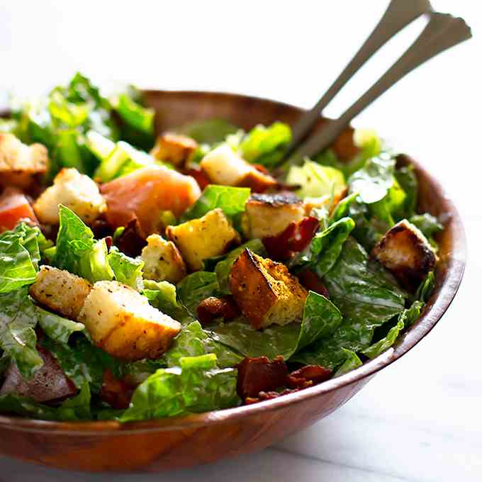 Light and Healthy BLT Salad