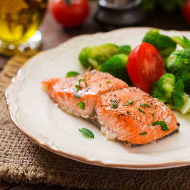 Instant Pot Speedy Salmon - Broccoli