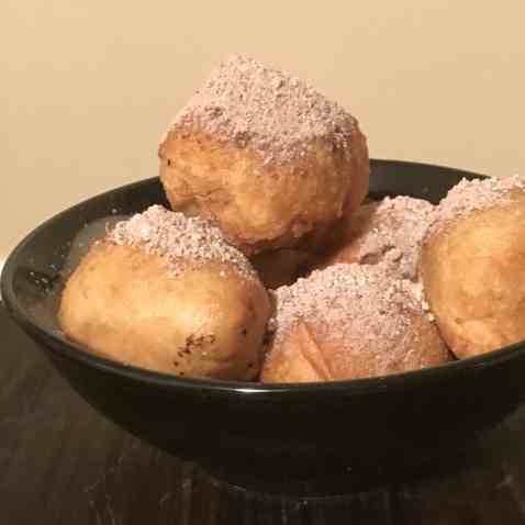 Hot Cocoa Zeppolis