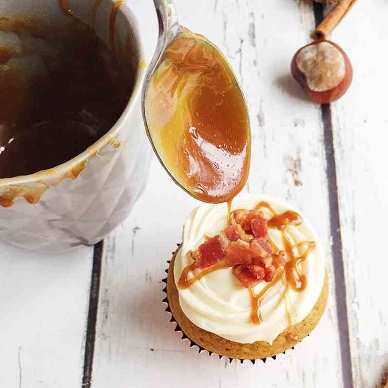 Maple Bacon Pumpkin Cupcakes