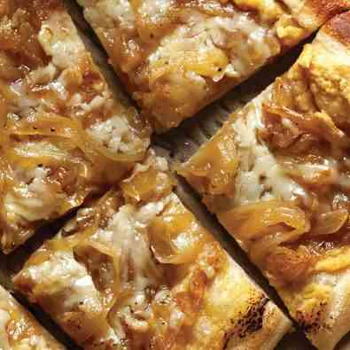 Gruyere Pizza with Caramel Onion