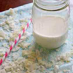How To Make Homemade Coconut Milk