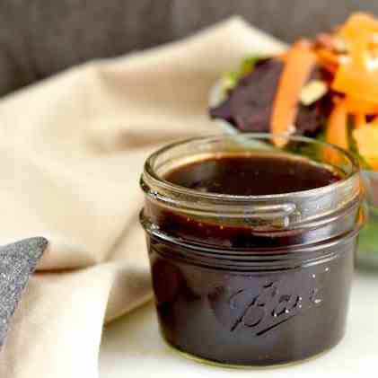 Maple Balsamic Vinaigrette (Paleo)