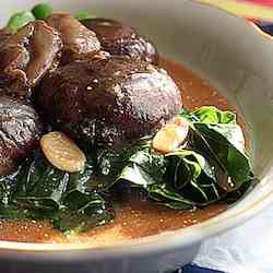 Kai lan with stew mushroom & mini abalone