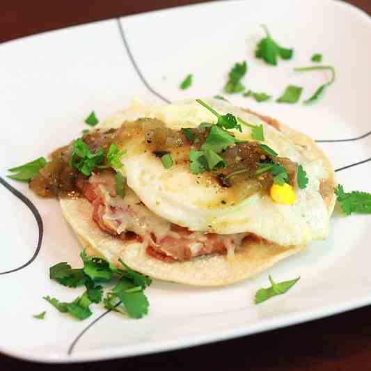 Tomatillo Huevos Rancheros