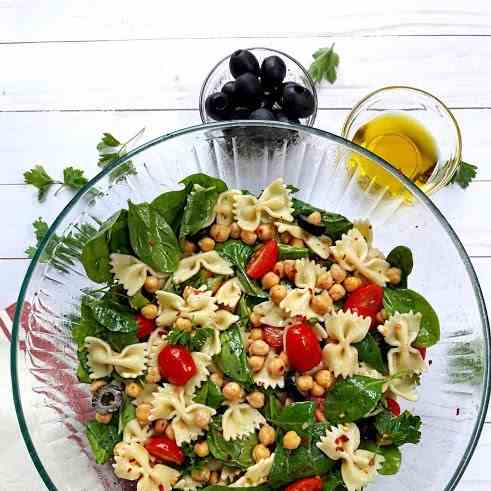 Greek Fresh Pasta Salad