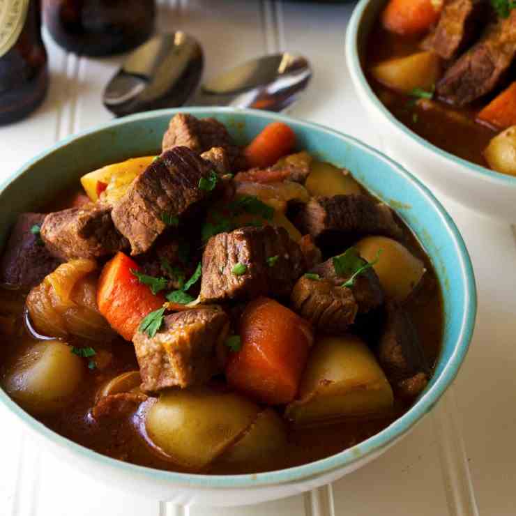 Slow Cooker Guinness Irish Stew 