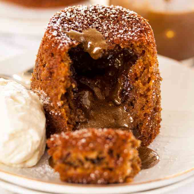 Butterscotch Mini Molten Lava Cakes