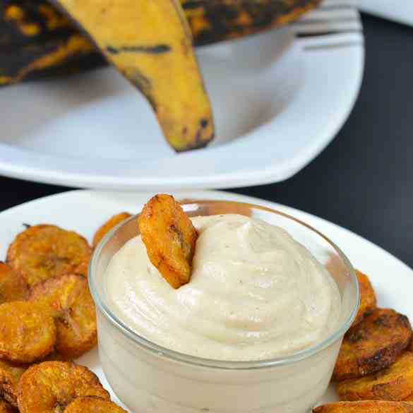 Baked plantain with a coconut cashew dip