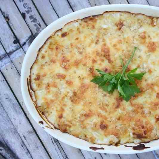 Cheesy and creamy Mac & Cheese