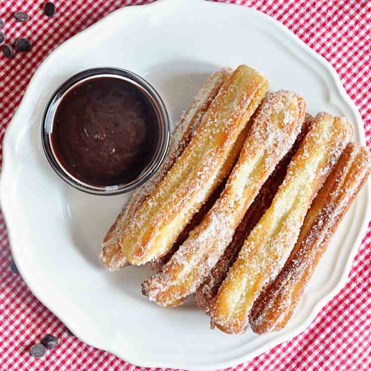 Churros with Homemade Chocolate Sauce