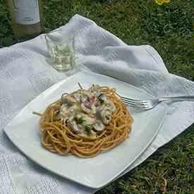 creamy chicken & mushroom pasta