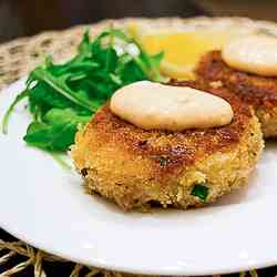 Crab Cakes with Spicy Mayo