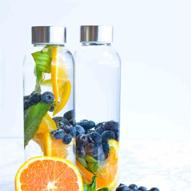 Blueberry Detox Water