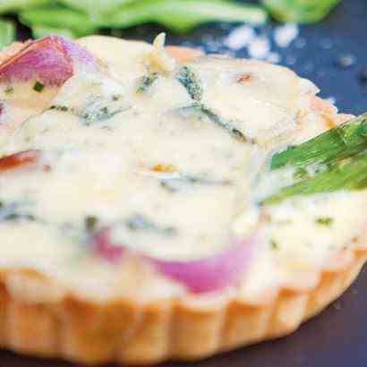 Asparagus tarts