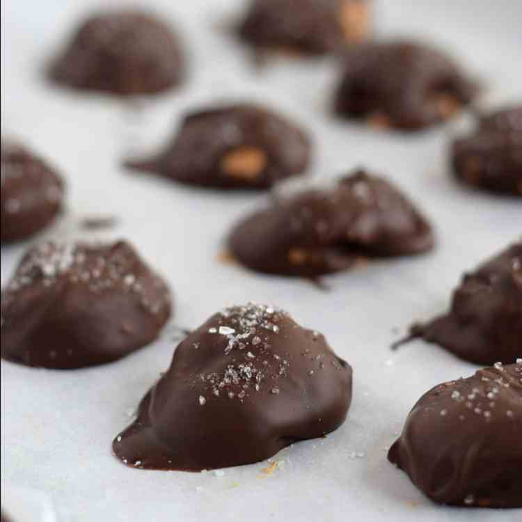 Chocolate Almond Butter Bites