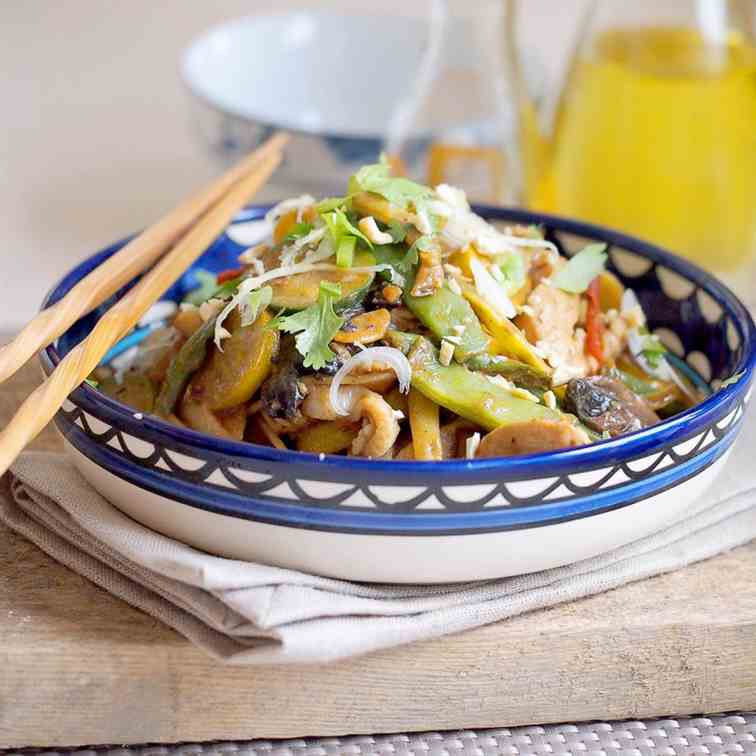 Peanut noodles with chicken