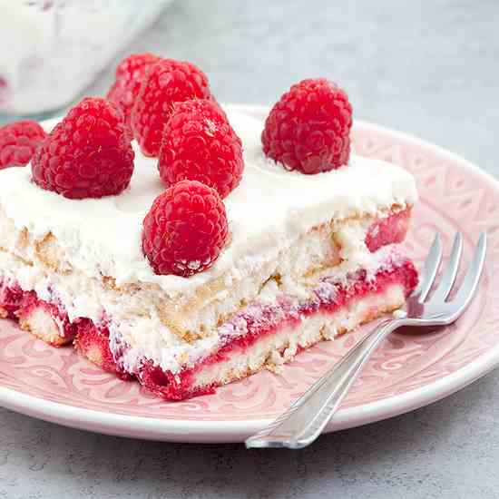 Raspberry tiramisu