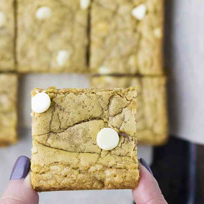 Cookie Butter Blondies