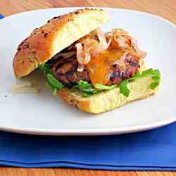 Cheddar Burgers w Caramelized Shallots