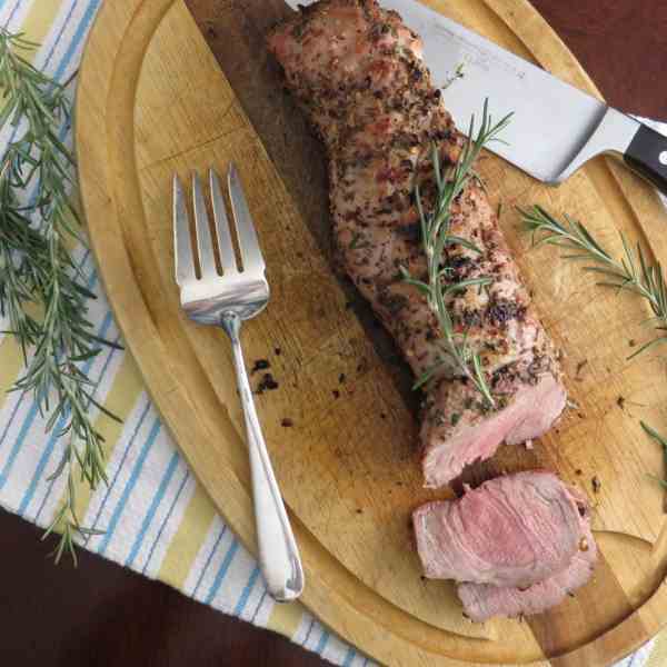 Dry-Rubbed Pork Tenderloin