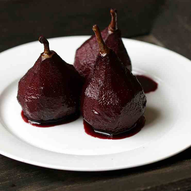 Spiced Wine Poached Pears