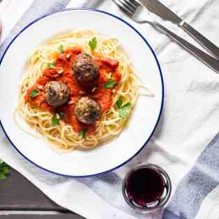 Easy vegan meatballs