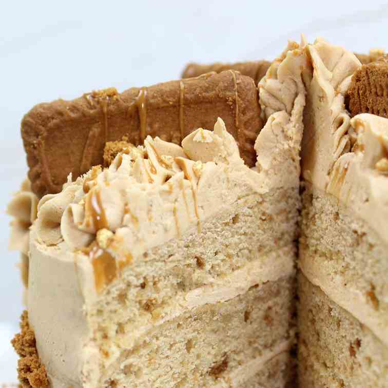 Vegan Biscoff Cake