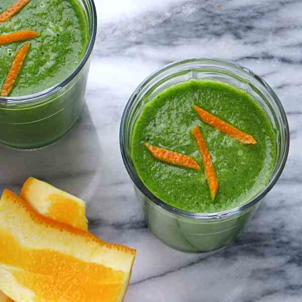 orange and green detox smoothie