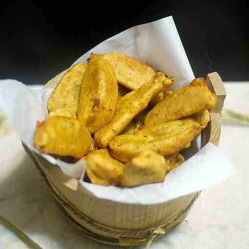 Hot Apple and Orange Pakoras with Herbs