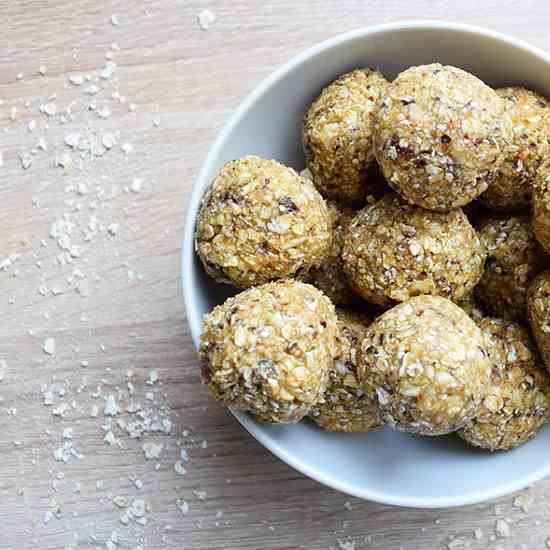 Cashew Energy Balls