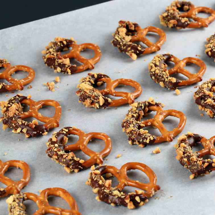 Chocolate Almond Pretzels