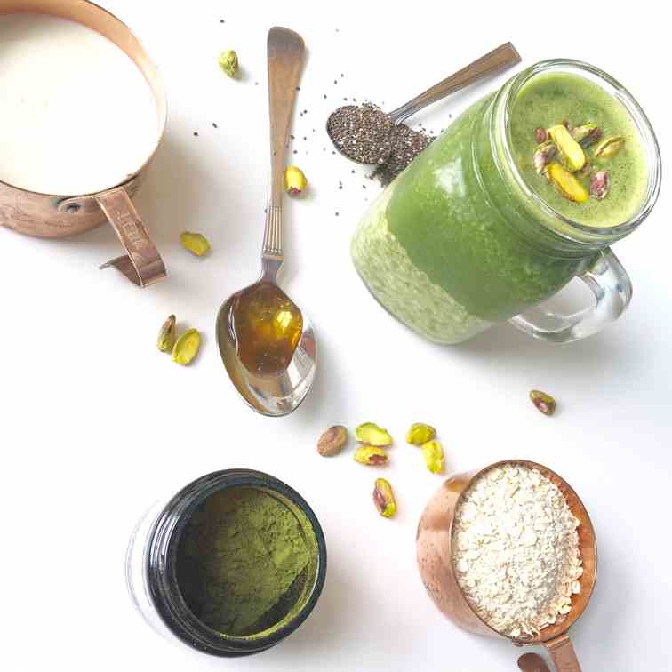 Overnight matcha oats 