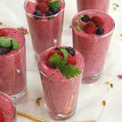 Berries and Coriander Mousse