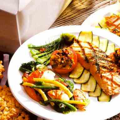 Grilled Salmon Picnic