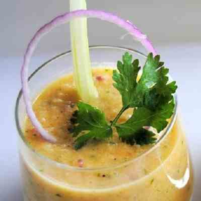 Sopa Fria De Pepino Com Curcuma