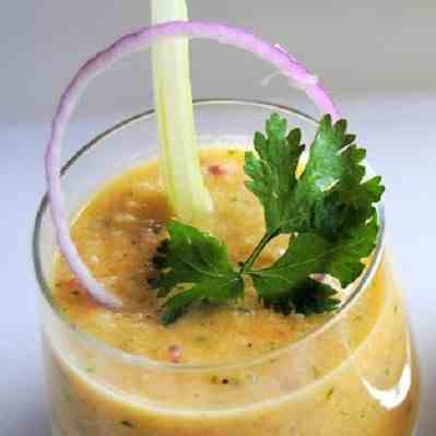 Sopa Fria De Pepino Com Curcuma  