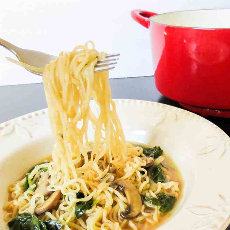 Hot and Sour Vegetable Ramen