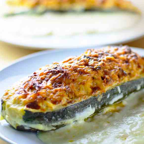 Stuffed zucchini boats